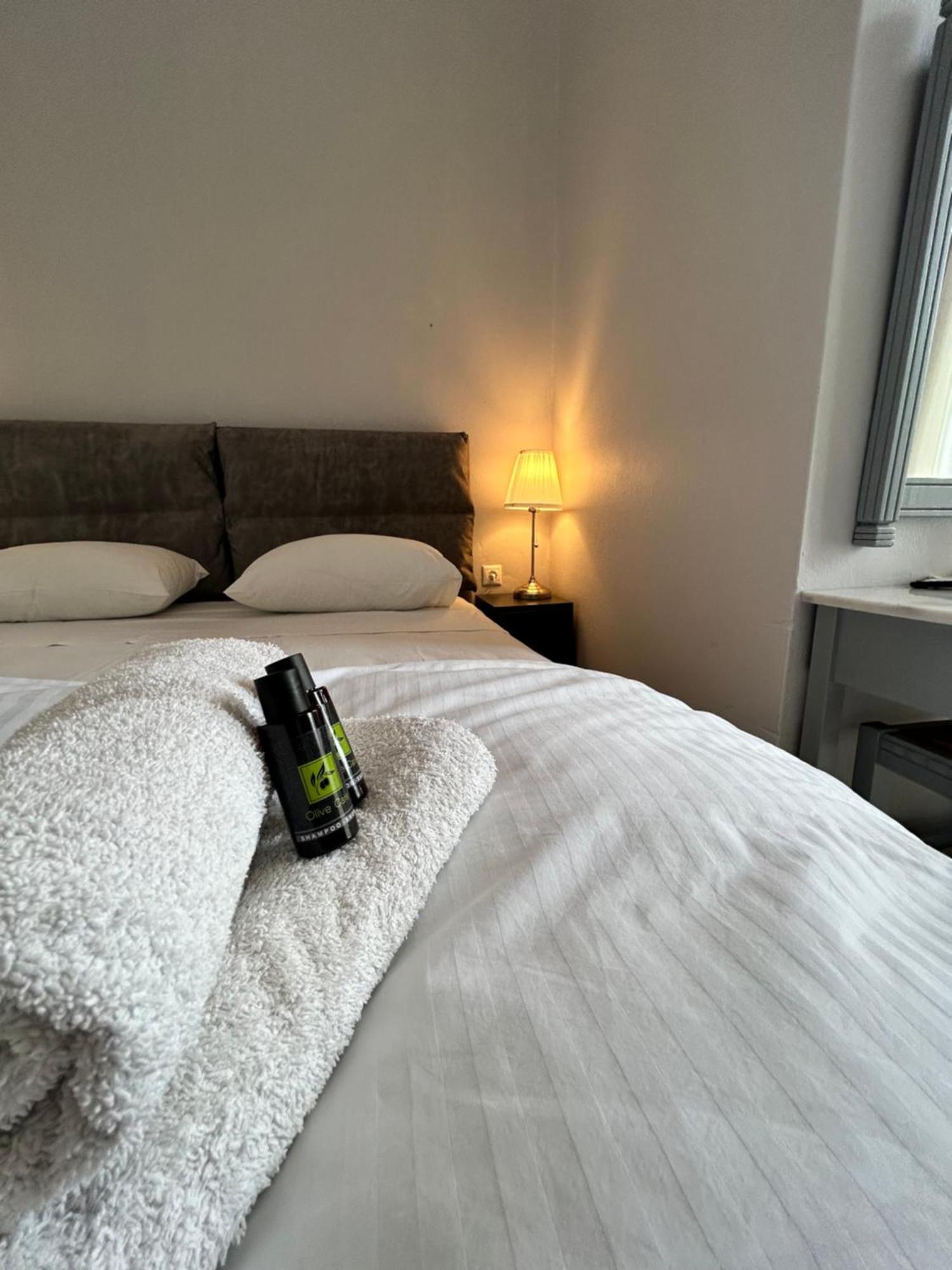 Tinion Urban Hotel Tínos エクステリア 写真