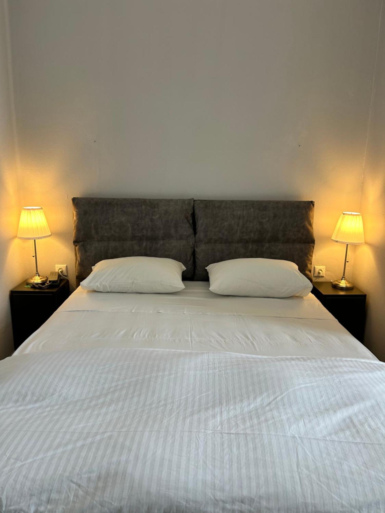 Tinion Urban Hotel Tínos エクステリア 写真